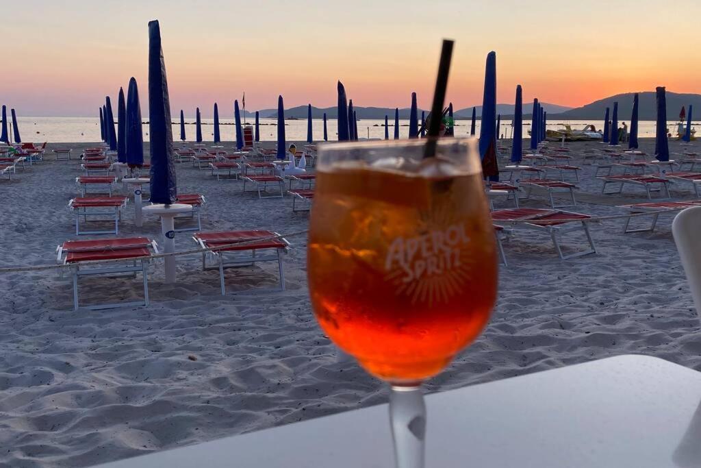 Alghero Sun & Sea - Spiaggia A 50 Metri ภายนอก รูปภาพ