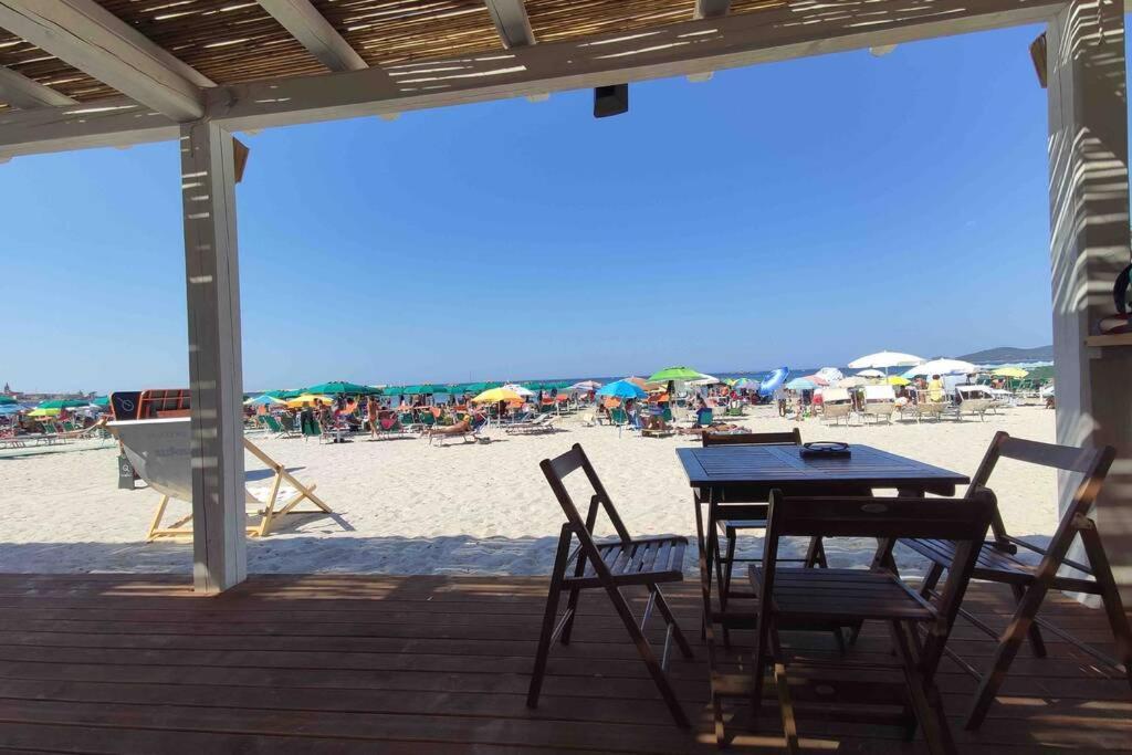 Alghero Sun & Sea - Spiaggia A 50 Metri ภายนอก รูปภาพ